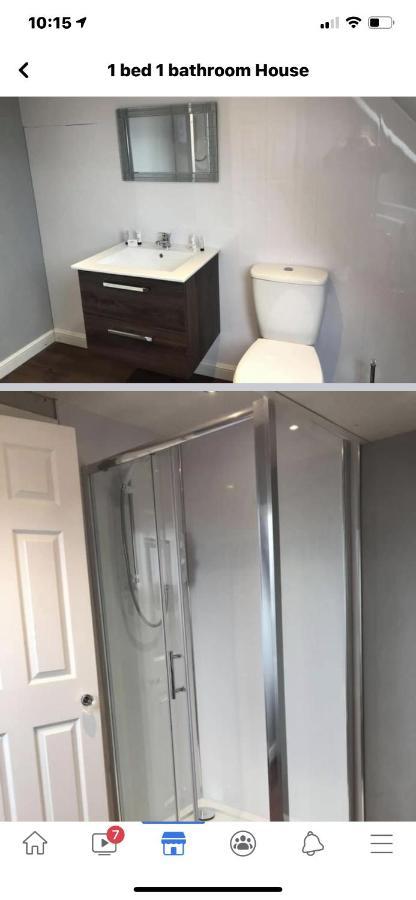 Grooms Cottage Outside Hot Tub Beith Esterno foto